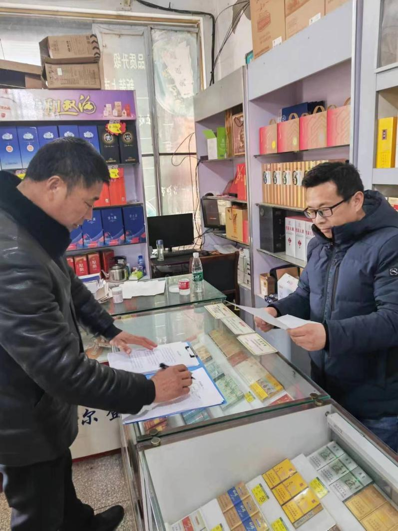 新灘鹽場(chǎng):筑牢食品“安全線” 守護(hù)群眾“盤(pán)中餐”2.png
