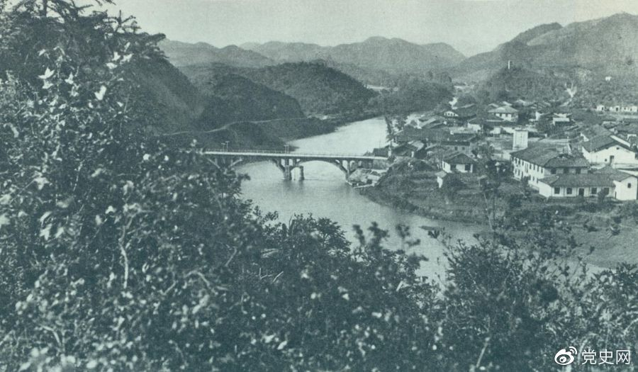 1930年12月，紅軍在龍岡地區(qū)殲滅國(guó)民黨軍第十八師近一萬(wàn)人，活捉敵師長(zhǎng)張輝瓚。圖為作戰(zhàn)舊址江西興國(guó)東北的龍岡。